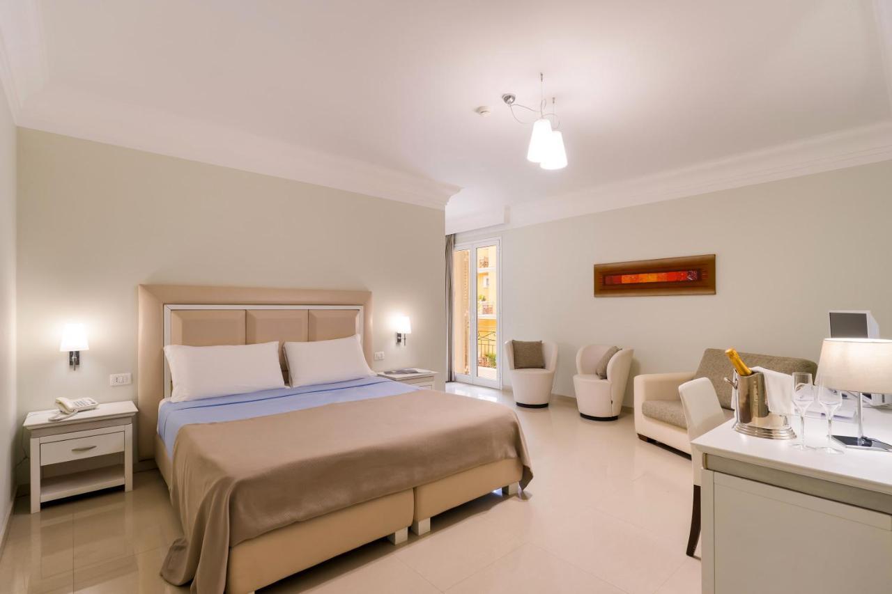Victoria Palace Hotel & Zen Wellness 갈리폴리 외부 사진