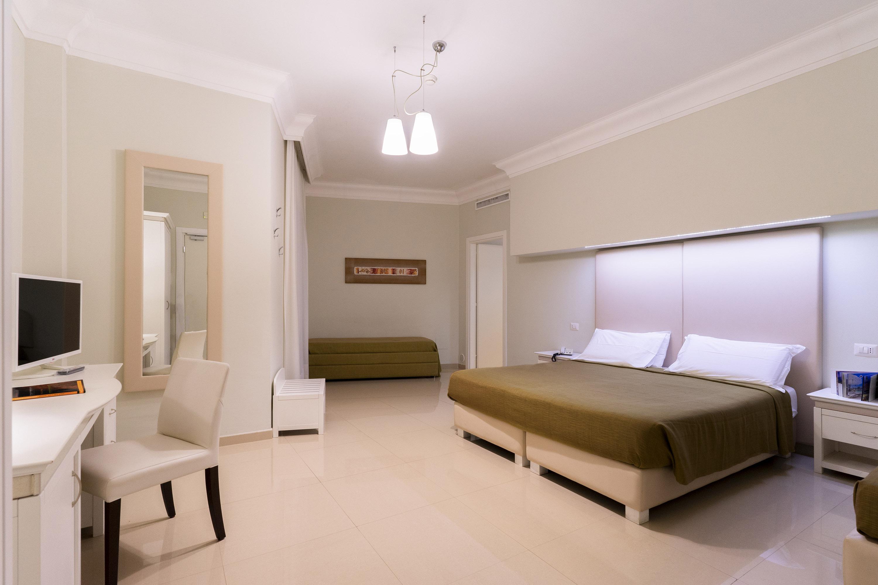 Victoria Palace Hotel & Zen Wellness 갈리폴리 외부 사진
